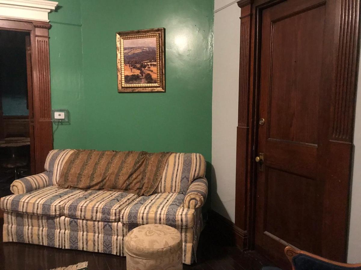 Bed and Breakfast 5 Star Victorian Mansion-Downtown No Locals Эри Экстерьер фото